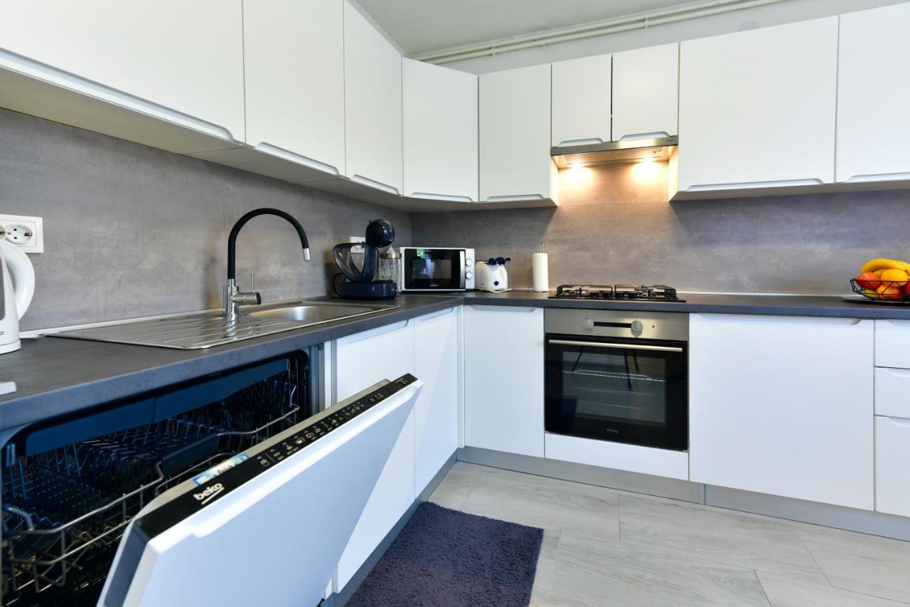 Apartman Plum Plitvice Drežnik Grad Esterno foto